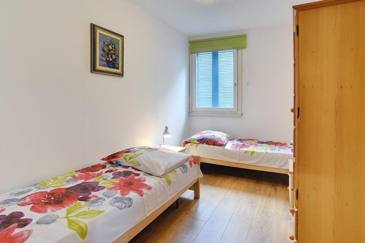 Villa Mima Banjole Exteriör bild