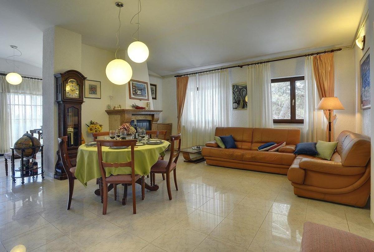Villa Mima Banjole Exteriör bild