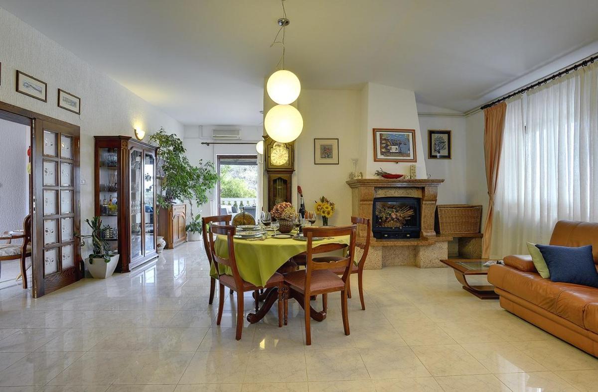 Villa Mima Banjole Exteriör bild